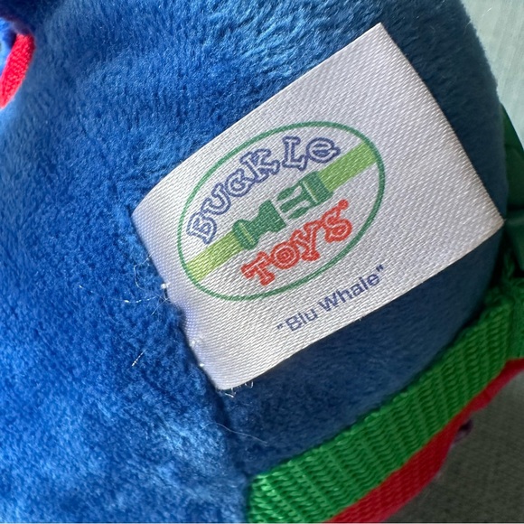 Buckle Toys Blue Whale - Picture 3 of 10